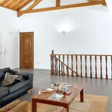 Spacious House With Sea View In *