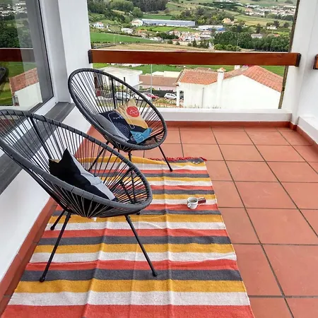 Spacious House With Sea View In Casa vacanze *