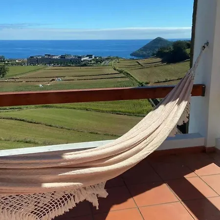 Spacious House With Sea View In * Angra do Heroísmo
