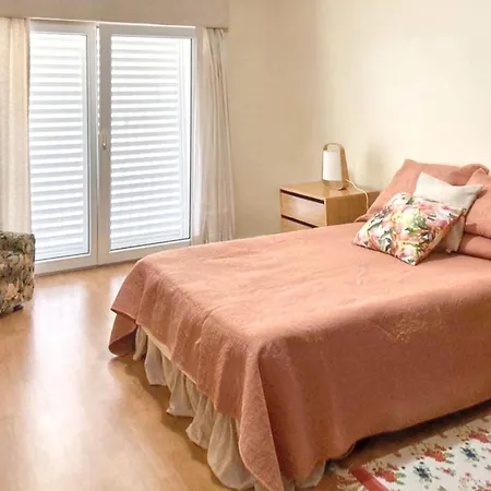 Spacious House With Sea View In Casa de Férias *
