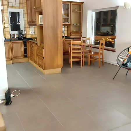 Prázdninový dům Spacious House With Sea View In *